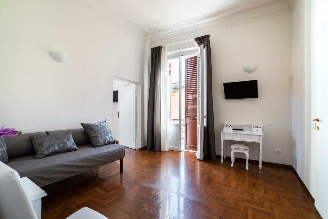 Live Guest house