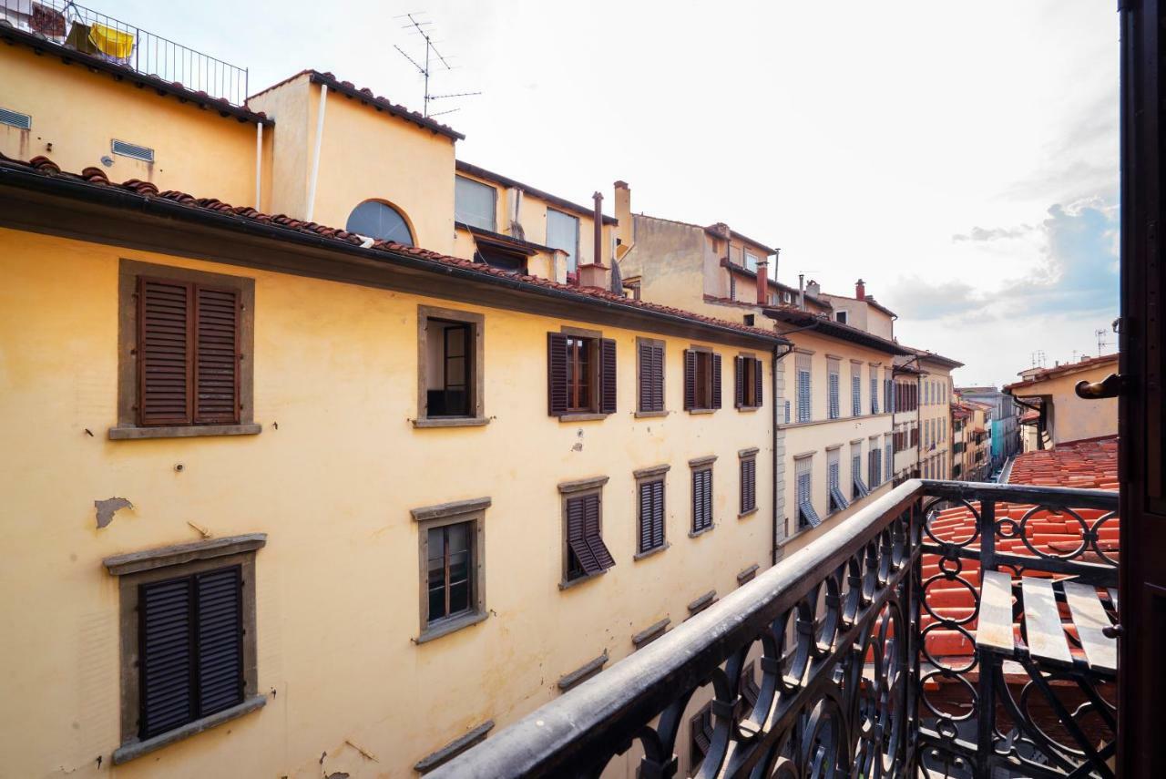 Live 2* Florence